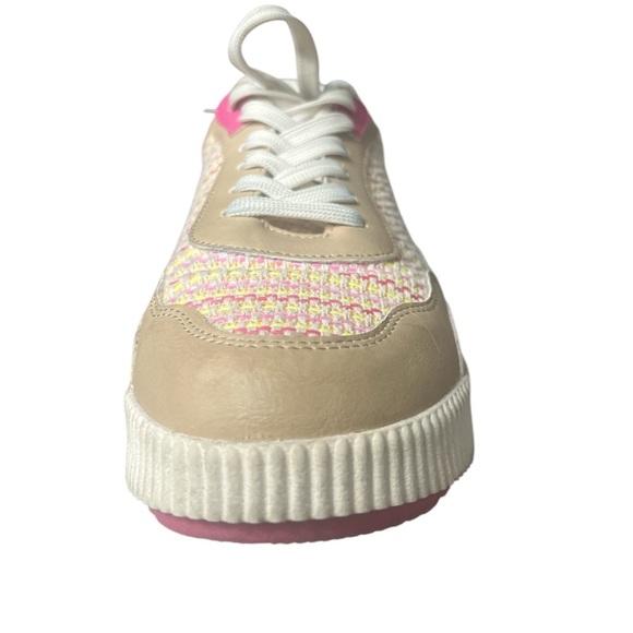 The Parma Platform Sneaker by Oasis Society Size 8 - Picture 5 of 10